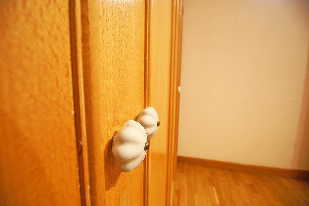 Flateli Aribau Apartment Barcelona Bagian luar foto