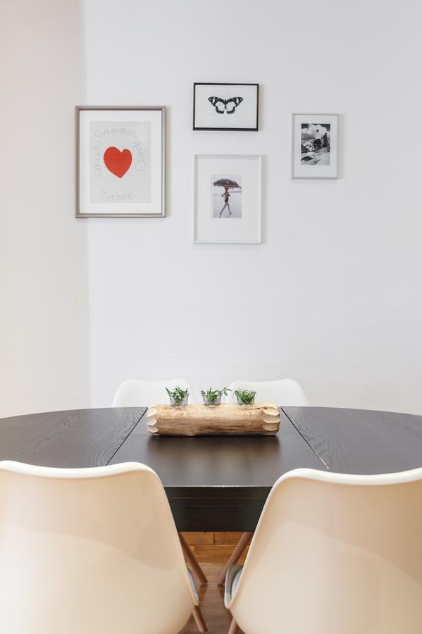 Flateli Aribau Apartment Barcelona Bagian luar foto